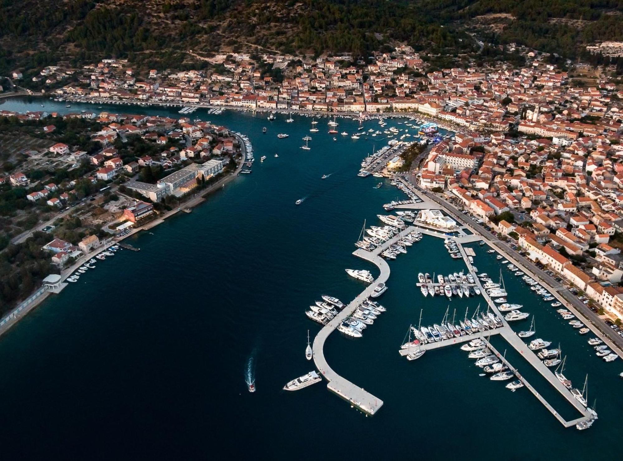 Seaside Apartment Franica Vela Luka Eksteriør billede